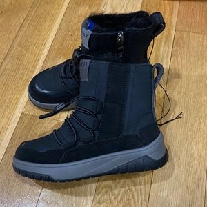 NWT Pajar Fenture Shearling leather little kids boots